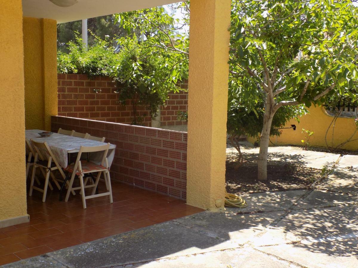 Casa Vacanze Gardenia Соланас Екстер'єр фото